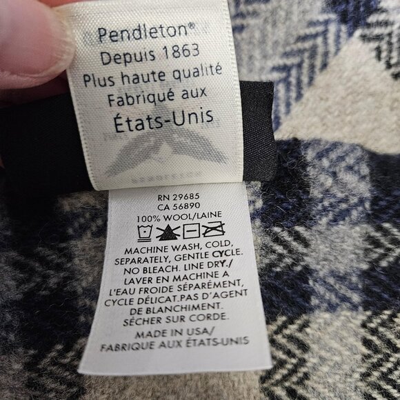 Pendleton Wool Blanket Throw Plaid Navy Cream Made in USA 58x51 Home Collection - Picture 8 of 10